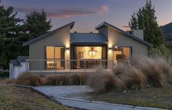 Parry Crescent, Lake Hawea, Otago