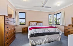 Main Road, Raglan, Waikato