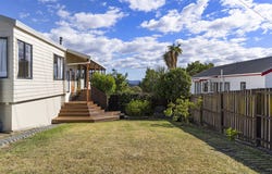 Hale Crescent, Bayview, Auckland