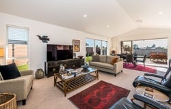 Phoenix Palms Grove, Levin, Manawatu / Whanganui