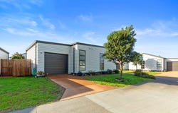 Golden Sands Drive, Papamoa, Papamoa Beach, Bay Of Plenty