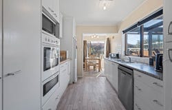Glengowan Place, Conifer Grove, Auckland