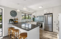 Venus Place, Half Moon Bay, Auckland