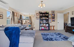 Glengowan Place, Conifer Grove, Auckland
