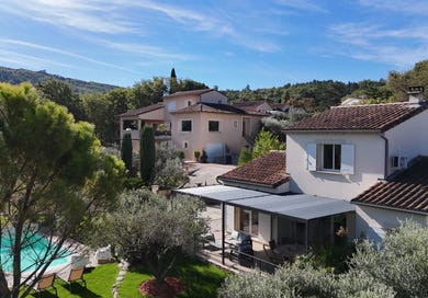 Malaucène, Provence-Alpes-Côte d'Azur 84340 House for Sale