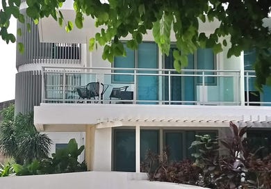 Km 16 W Service Rd, Parañaque, Metro Manila Apartment for Sale