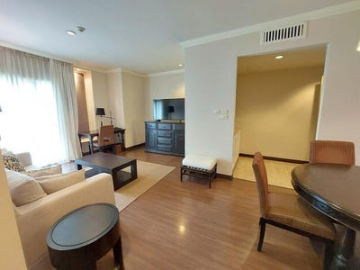 /international/th/sala-daeng-road-si-lom-bang-rak-bangkok-10500-thailand-bang-rak-bangkok-340106660602/