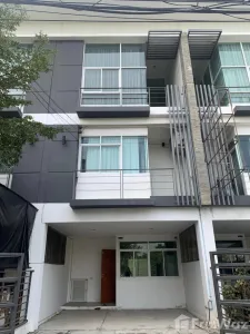 /international/th/soi-nakniwat-48-yaek-14-lat-phrao-bangkok-10230-tha-lat-phrao-bangkok-340105583168/?lang=es