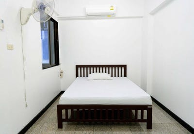 /international/th/happy-house-sukhumvit-1-khlong-toei-nuea-vadhana-bangkok-10110-thailand-vadhana-bangkok-340105616934/