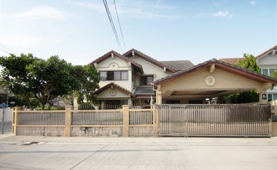/international/th/sripong-housing-ซอยลาซาล-46-แยก-1-bang-na-tai-bang-na-bangkok-10260-tha-bang-na-tai-bangkok-340108117607/?lang=id