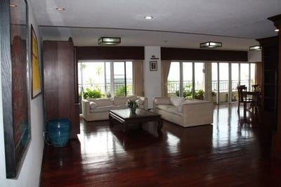 /international/th/namhomfaenrakfaenlong-south-sathon-road-thung-maha-mek-sathon-bangkok-10120-thailand-sathon-bangkok-340106660008/
