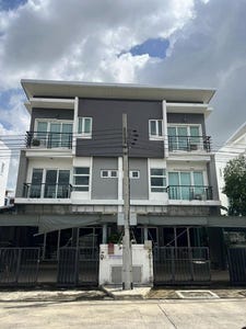 /international/th/b-1-building-park-view-vibhavadi-4-kamphaeng-phet-6-rd-don-mueang-bangkok-10210-tha-don-mueang-bangkok-340105683310/