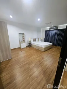 /international/th/122-71-ramkhamhang-40-hua-mak-bang-kapi-bangkok-10240-thailand-bang-kapi-bangkok-340105670770/