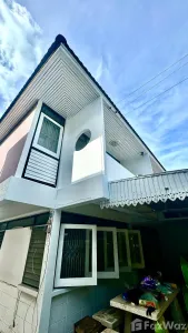 /international/th/28-6-ramkhamhaeng-60-hua-mak-bang-kapi-bangkok-10240-thailand-bang-kapi-bangkok-340105607071/