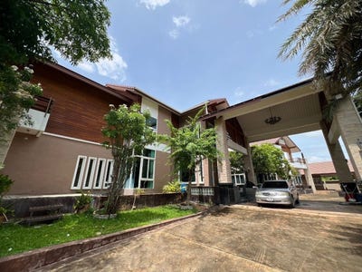 /international/th/soi-wat-chuat-lak-khao-racha-thewa-bang-phli-samut-prakan-10540-thailand-bang-phli-samut-prakan-340105611266/