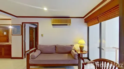 /international/th/361-87-thappraya-pattaya-tai-pattaya-chon-buri-20150-thailand-pattaya-changwat-chon-buri-340105582382/