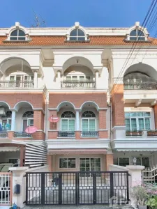 /international/th/22-ramkhamhaeng-123-hua-mak-bang-kapi-bangkok-10240-thailand-bang-kapi-bangkok-340105582038/?lang=zh-cn