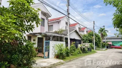 /international/th/60-18-moo-6-san-kamphaeng-chiang-mai-50130-tha-san-kamphaeng-chiang-mai-340105569326/?lang=id