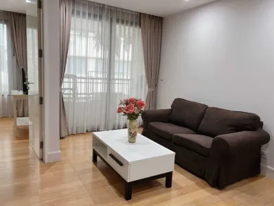 /international/th/collezio-sathon-phiphat-project-41-soi-sathon-8-si-lom-bang-rak-bangkok-10500-tha-si-lom-bangkok-340106662307/