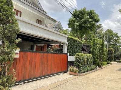/international/th/333-385-ruammit-phatthana-tha-raeng-bang-khen-bangkok-10220-thailand-bang-khen-bangkok-340106656040/