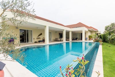 /international/th/nong-hiang-bo-fai-rd-hin-lek-fai-hua-hin-prachuap-khiri-khan-77110-tha-hin-lek-fai-prachuap-khiri-khan-340106636768/
