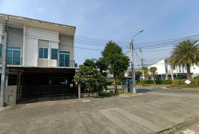 /international/th/152-31-phuttha-bucha-39-bang-mot-thung-khru-bangkok-10140-thailand-thung-khru-bangkok-340105617181/