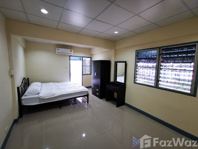 /international/th/soi-ramkhamhaeng-2-soi-23-dokmai-prawet-bangkok-10250-tha-dokmai-bangkok-340105613918/?lang=de