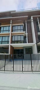 /international/th/10230-กุรงเทพมหานคร-tha-n-a-changwat-nakhon-ratchasima-340105585354/