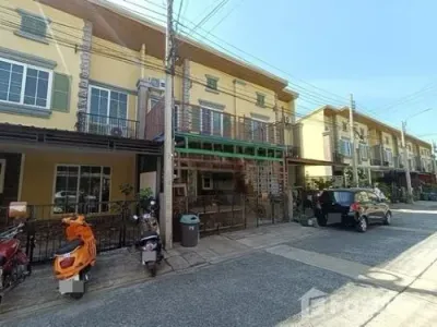 /international/th/189-7-soi-muban-golden-city-on-nut-phatthanakan-on-nut-rd-prawet-bangkok-10250-tha-prawet-bangkok-340105592756/?lang=it