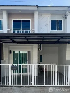 /international/th/somtam-buak-khrok-luang-muthi-2-san-klang-san-kamphaeng-chiang-mai-50130-thailand-san-kamphaeng-chiang-mai-340108313948/