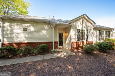 /international/us/548-w-oaks-woodstock-ga-110098909178/?lang=en