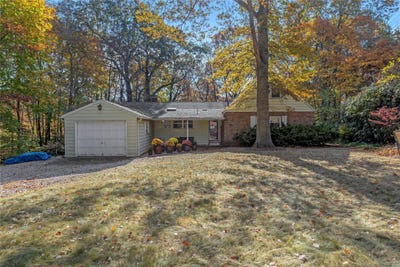 /international/us/4-meadowood-court-huntington-ny-110097756603/?lang=en