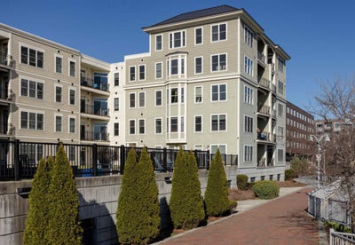 /international/us/60-winooski-falls-way-winooski-vt-110098934219/?lang=zh-cn