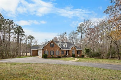 /international/us/13325-shore-lake-turn-chesterfield-va-110098932141/?lang=zh-tw