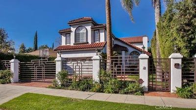 /international/us/4461-stern-avenue-sherman-oaks-ca-110098786828/?lang=en