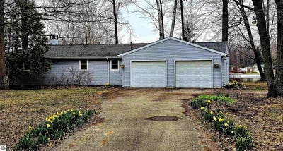 /international/us/10181-birch-drive-riverdale-mi-110098851270/?lang=zh-tw