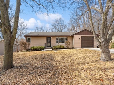 /international/us/7814-sw-10th-place-des-moines-ia-110097831732/?lang=en