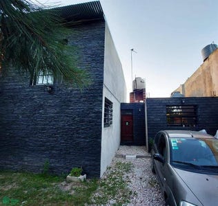 /international/ar/442-entre-135-y-136-4017-villa-elisa-la-plata-gba-sur-310097007785/