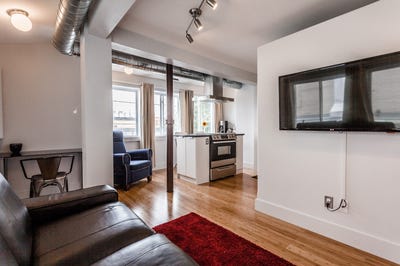 /international/ca/5325-rue-berri-le-plateau-mont-royal-qc-h2j2s7-ca-le-plateau-mont-royal-quebec-310098219539/?lang=it