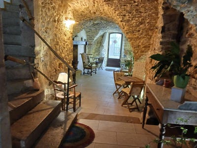 /international/fr/le-caylar-languedoc-roussillon-310098229003/