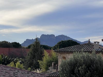 /international/fr/puget-sur-argens-provence-alpes-cote-d-azur-310098148159/?lang=zh-cn