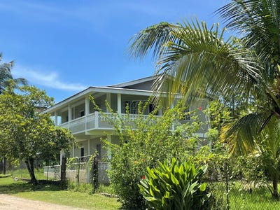 /international/bz/punta-gorda-town-punta-gorda-town-330120597339/