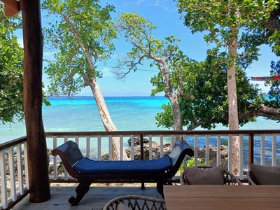 /international/vu/michel-beach-aore-island-espiritu-santo-aore-island-330108528958/
