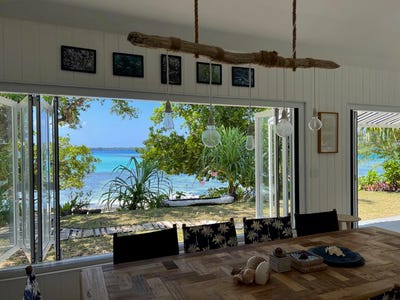 /international/vu/barrier-beach-east-coast-espiritu-santo-330108528972/