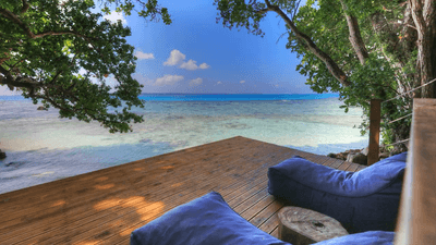 /international/vu/hidden-cove-eco-retreat-natanara-espiritu-santo-330108528965/