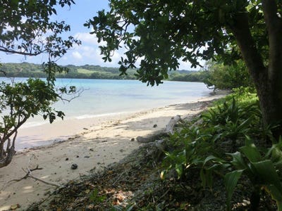 /international/vu/aimbuei-bay-aore-island-330107647097/