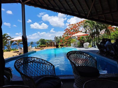 /international/vu/deco-stop-boutique-lodge-luganville-sanma-province-330107758066/