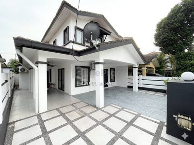 /international/my/jalan-tasik-puteri-rawang-selangor-370120494960/