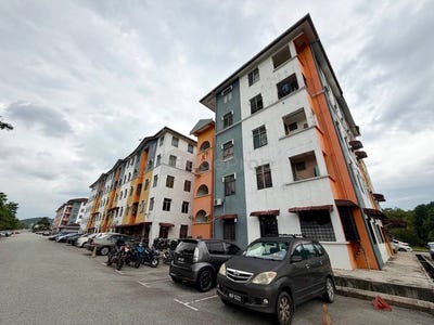 /international/my/taman-dahlia-bandar-baru-salak-tinggi-43900-selangor-sepang-selangor-370120442101/