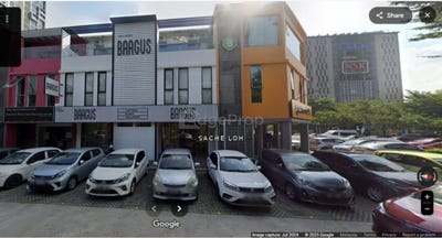 /international/my/subang-jaya-selangor-370120495938/